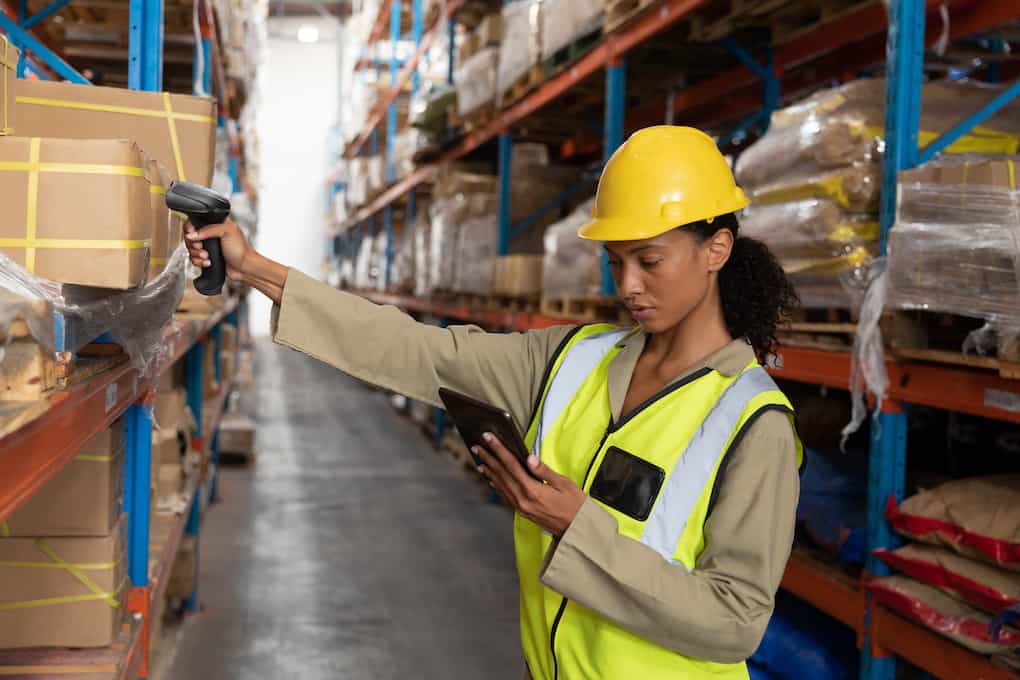 21 Types Of Warehouse Positions Their Duties Job Guide Extensiv   Inventory Management 1 